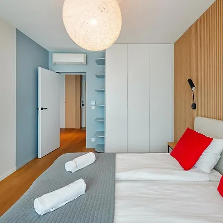 Marina View - Yacht Park Premiere Apartament